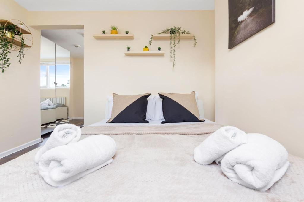 Isleworth Suites - Tw7 Buitenkant foto