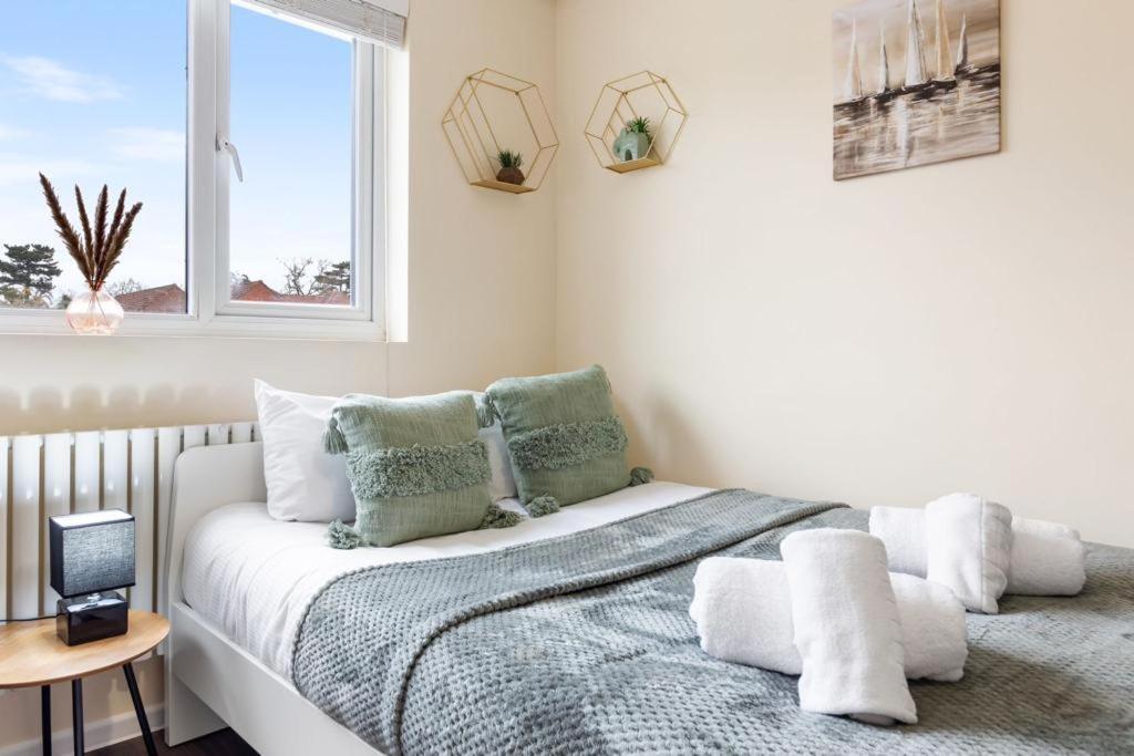 Isleworth Suites - Tw7 Buitenkant foto