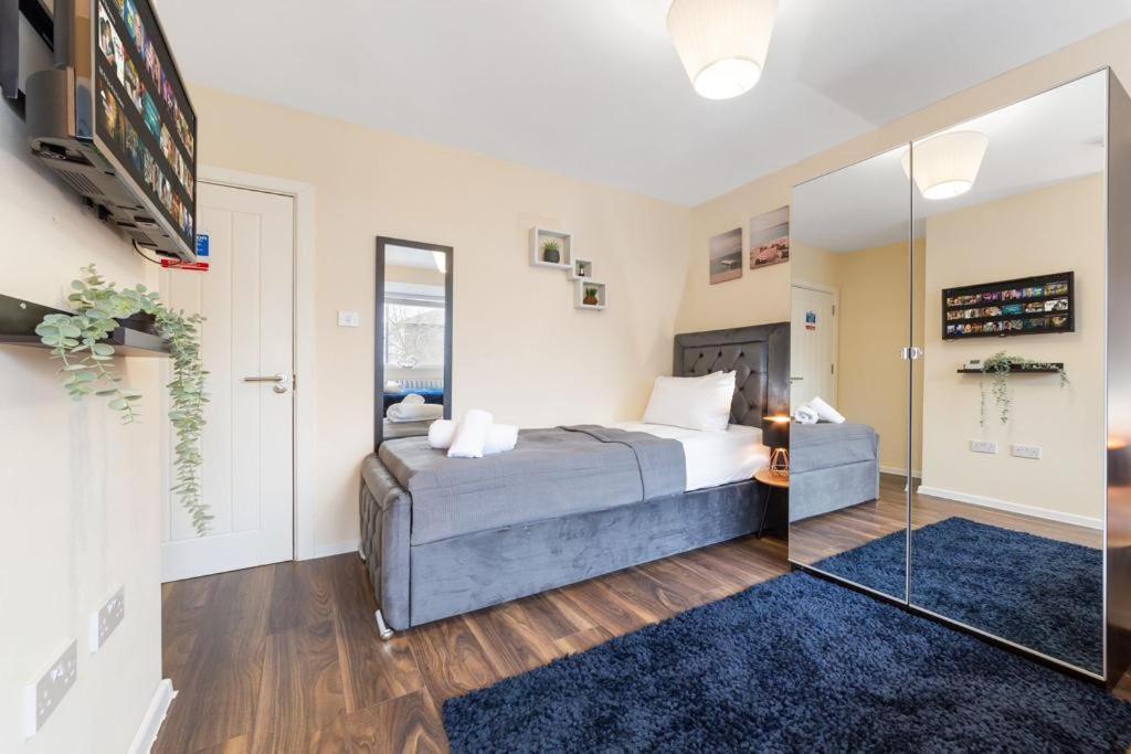 Isleworth Suites - Tw7 Buitenkant foto