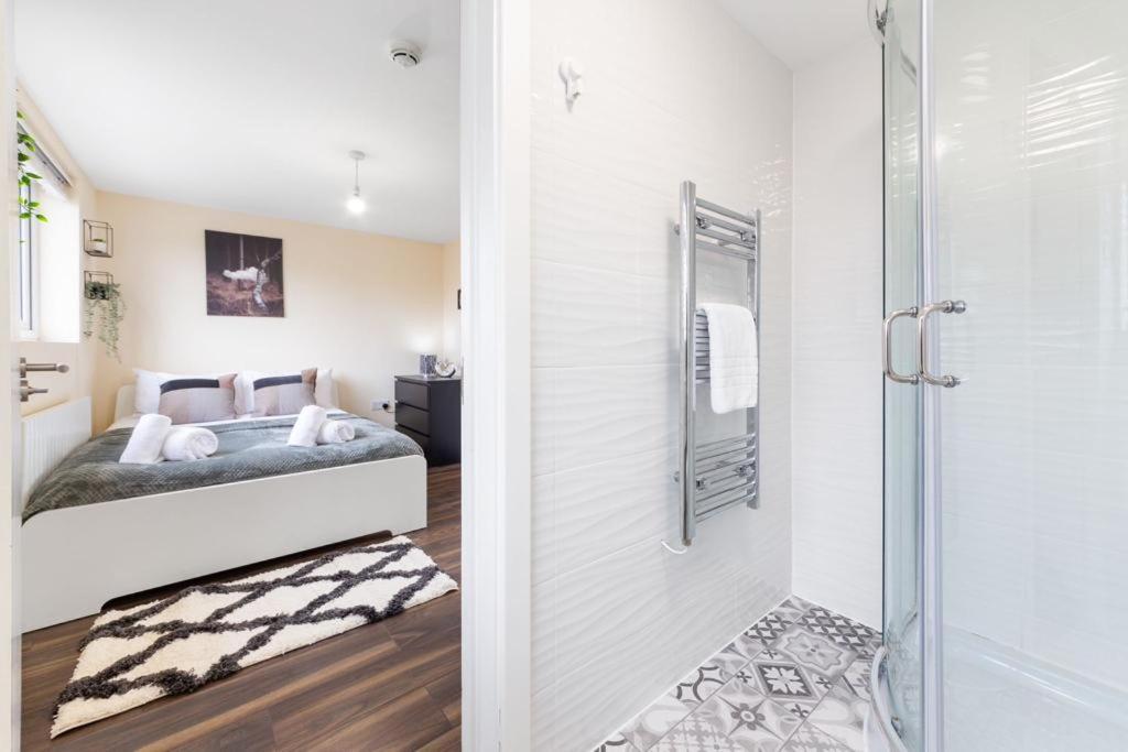Isleworth Suites - Tw7 Buitenkant foto