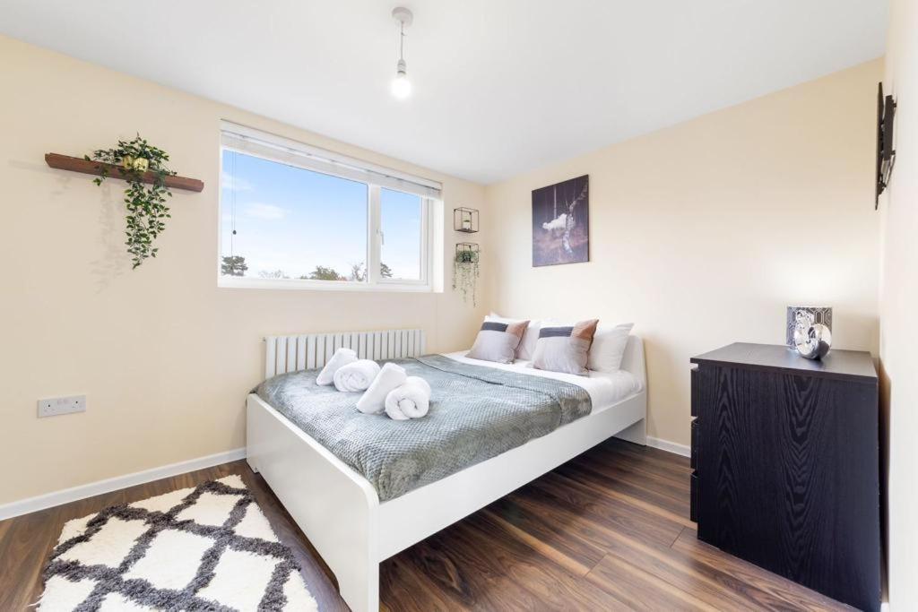 Isleworth Suites - Tw7 Buitenkant foto
