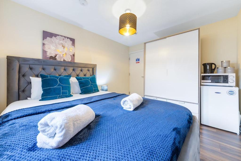 Isleworth Suites - Tw7 Buitenkant foto